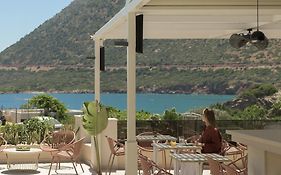 Amalia Apartments-Suites